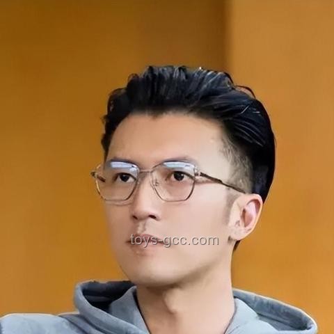 高敏感者在职场转型中的璀璨绽放：从挑战到天赋的华丽转身